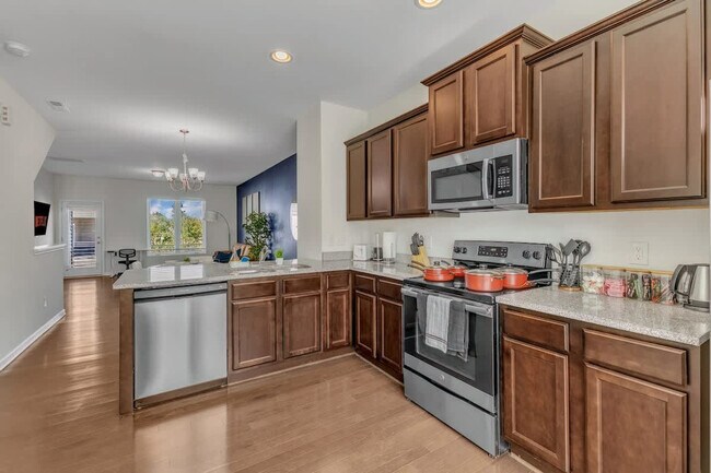 Building Photo - 2622 Wolf Cub Ct