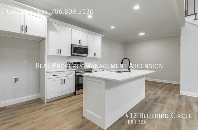 Building Photo - 417 Blue Bird Cir
