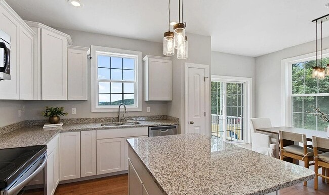 Building Photo - Dallastown Schools! Coming Soon - 4 Bedroo...