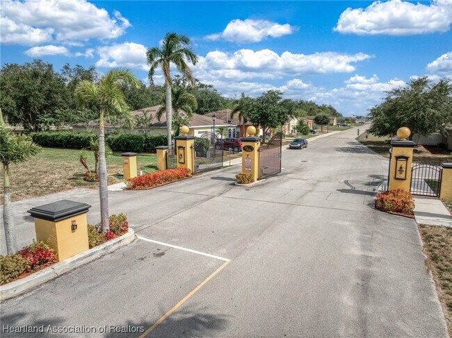 Building Photo - 1415 Las Villas Blvd