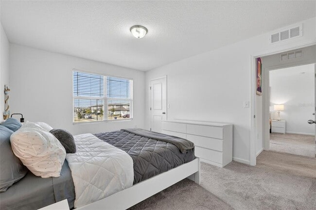 Building Photo - 1691 Bear Mountain Dr