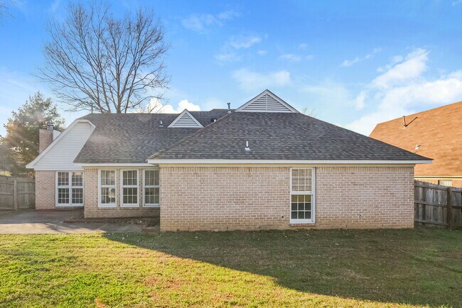 Building Photo - 4520 S Germantown Rd