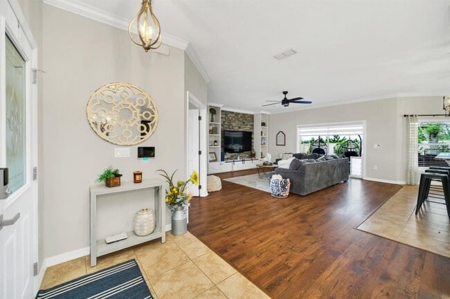 Building Photo - 9420 Ivywood St