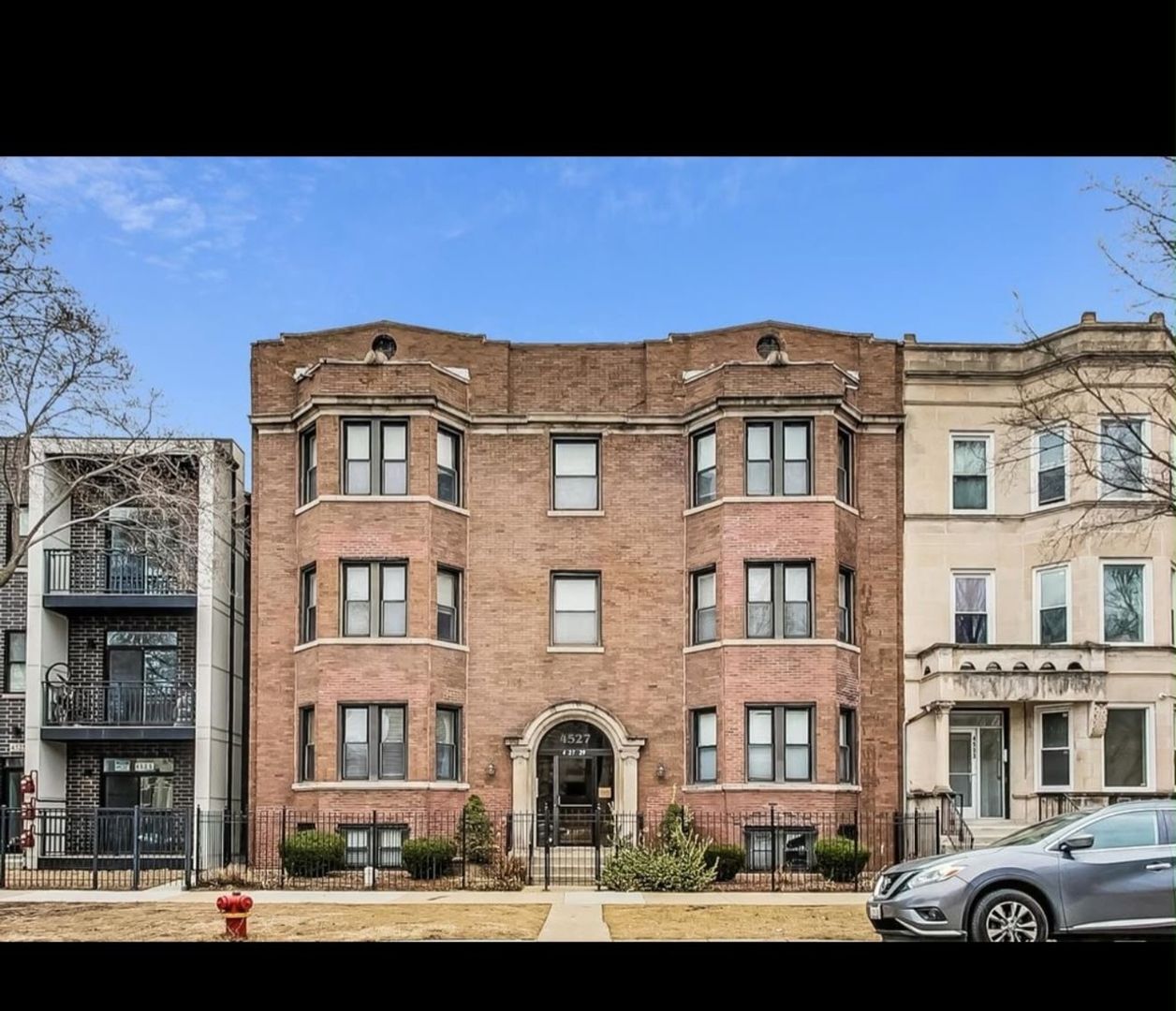 Building Photo - 4529 S Prairie Ave