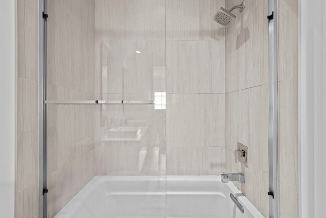 Building Photo - 155 E Boca Raton Rd