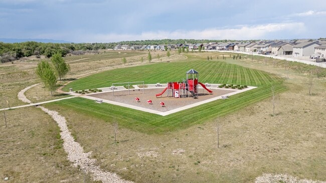 Building Photo - Beautiful 3-Bedroom Home in Ventana | Pool Community Near Fort Carson