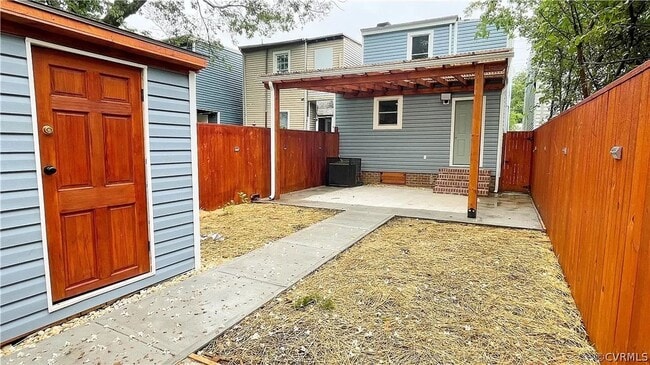 Building Photo - Beautiful Newly Renovated Home Available D...