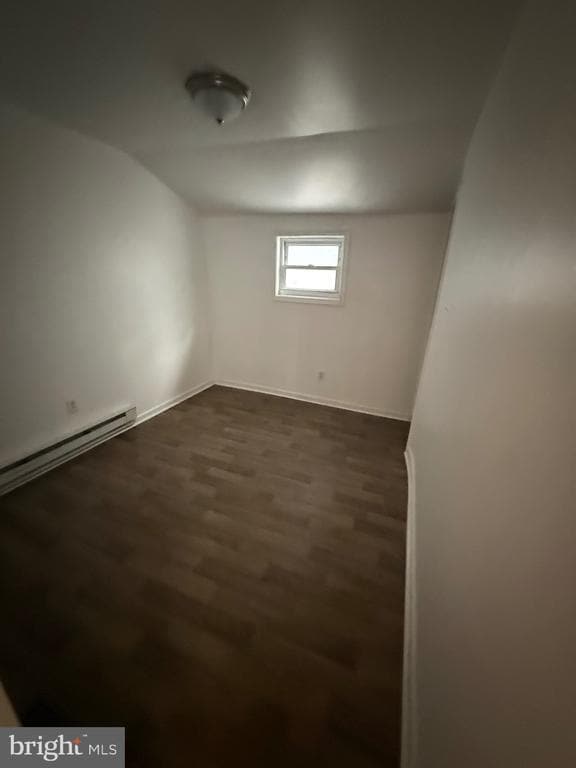 Building Photo - 600 E Girard Ave