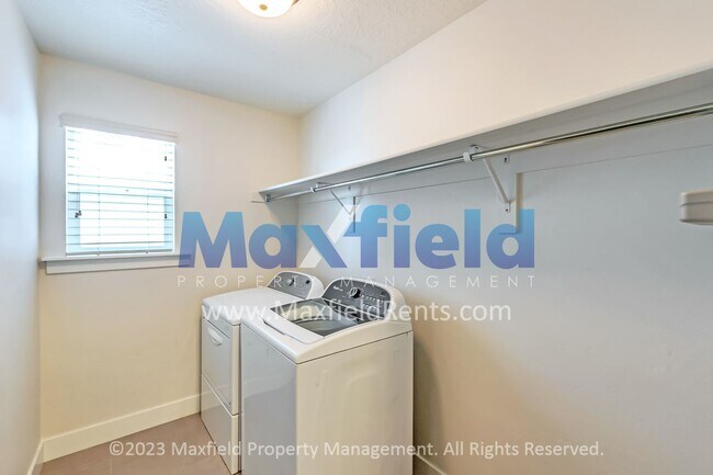 Building Photo - Traverse Mountain View Home