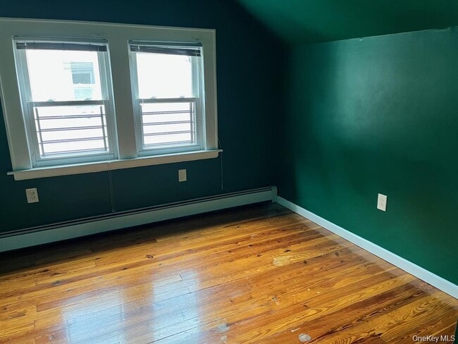 Building Photo - 21 Nassau Rd