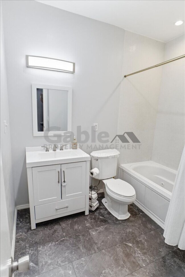 Building Photo - 23845 Del Monte Dr.