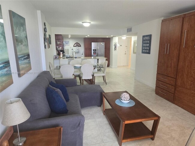 Building Photo - 1600 S Ocean Dr