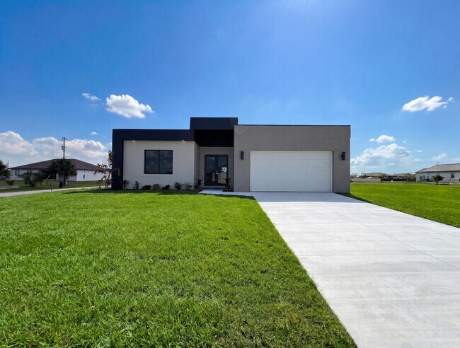 Building Photo - 4402 NW 34th St