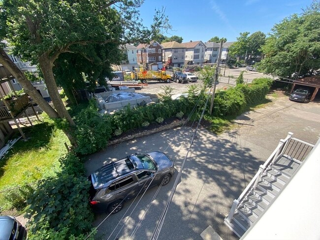 Building Photo - 144 Minot St