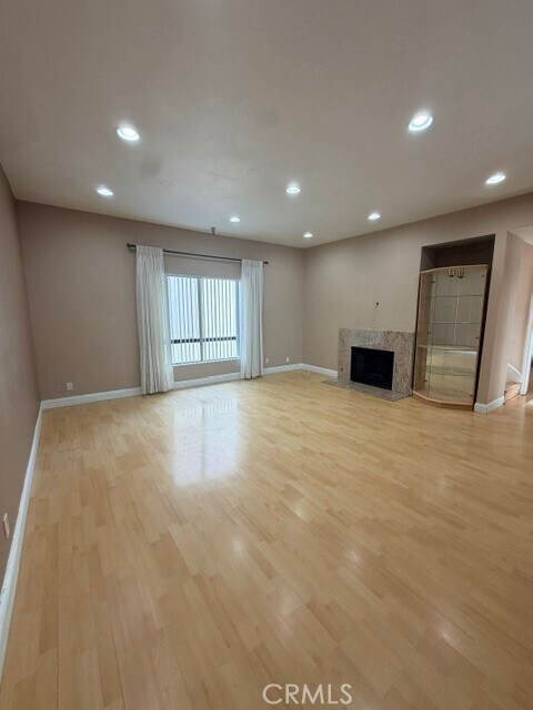 Building Photo - 14239 Sherman Way