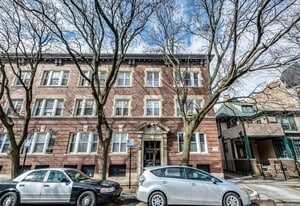 Building Photo - 5046 S Blackstone Ave