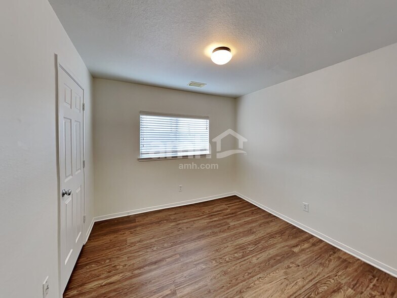 Building Photo - 21806 Grassy Hill Ln