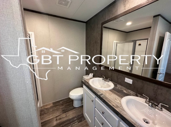 Building Photo - Brand New Home!