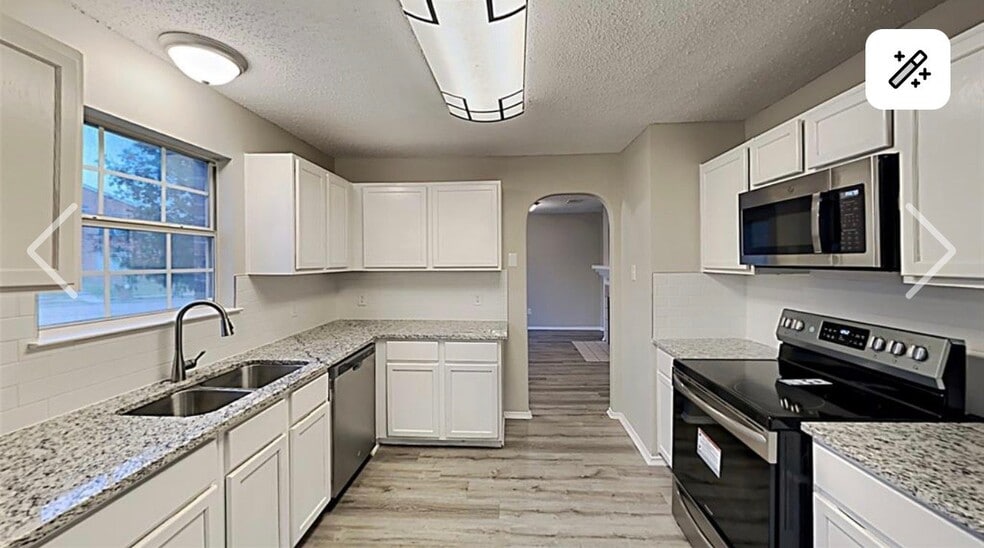 Building Photo - 4329 Apple Dr