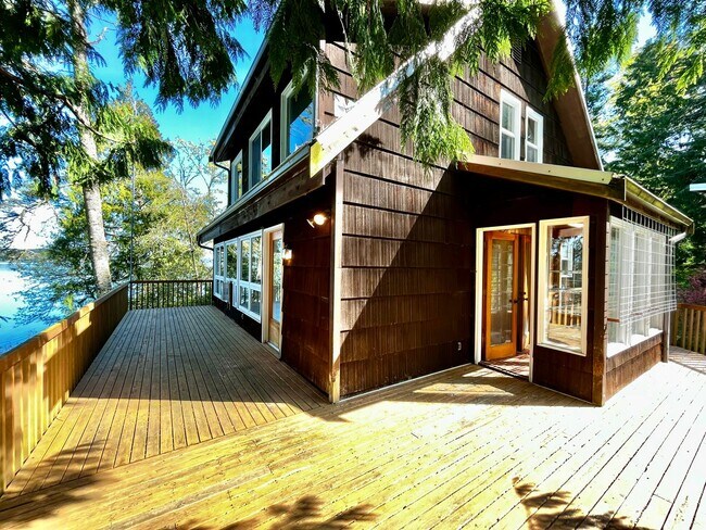 Building Photo - Spectacular Olympic Mountain and Hood Canal Views from Poulsbo Waterfront Home!