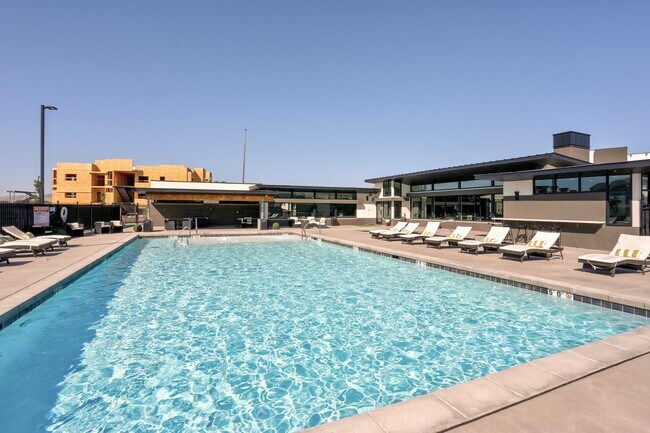 Building Photo - 265 N 670 E