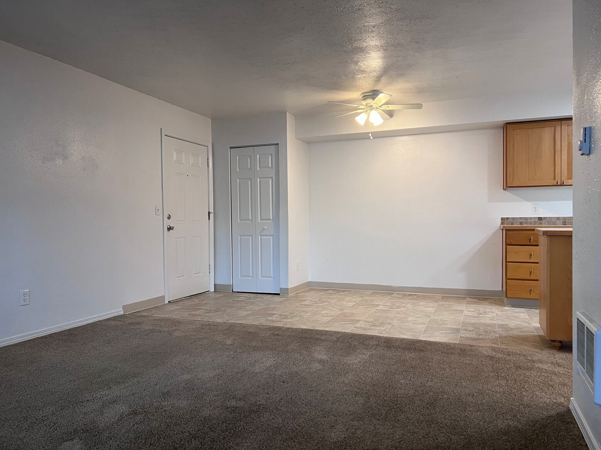 Building Photo - 17250 SW Heritage Ct