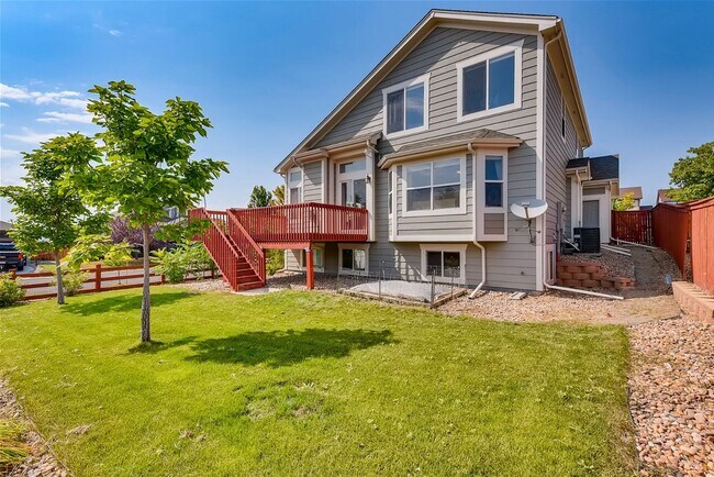 Building Photo - Beautiful 5 Bed 3.5 Bath Home In An Amazin...