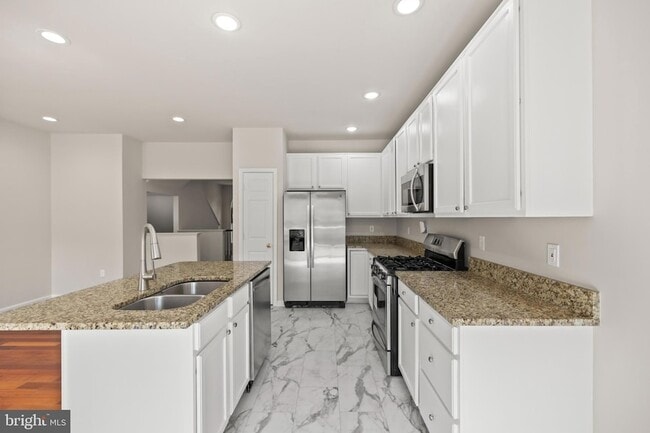 Building Photo - 2448 Rolling Plains Dr