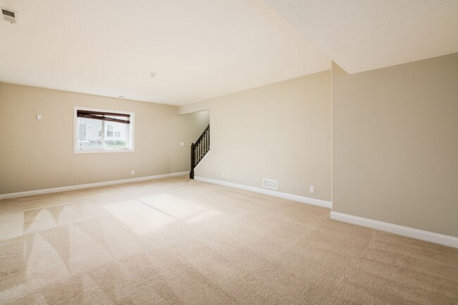 Building Photo - 8865 Sweetshade Dr