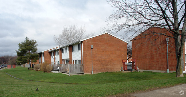 Building Photo - Holyoke Farms