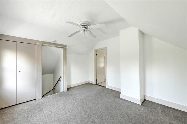 Building Photo - 25 Anoka Ave