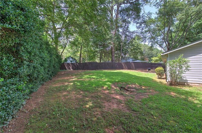 Building Photo - 447 Floyd St SE