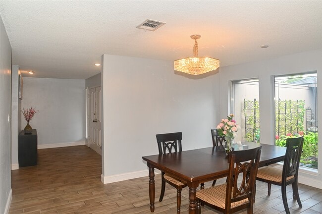 Building Photo - 5254 N Braeswood Blvd
