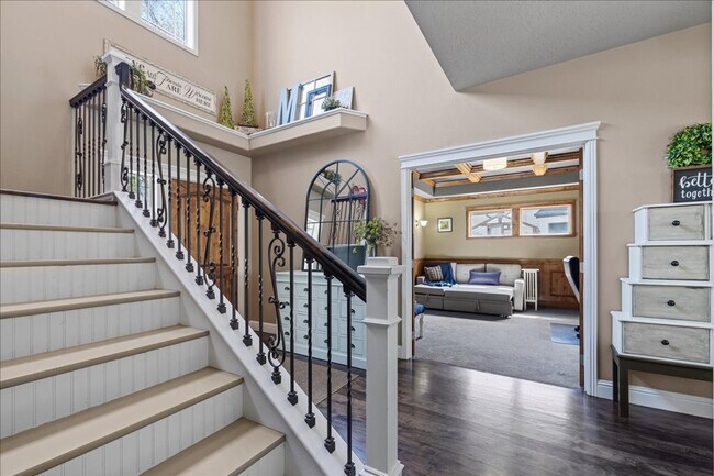 Building Photo - 2279 S Bear Claw Way