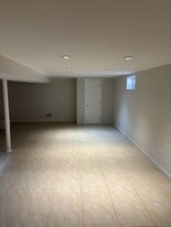 Building Photo - 430 Genesee Ave