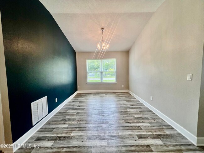 Building Photo - 7811 Oklahoma St