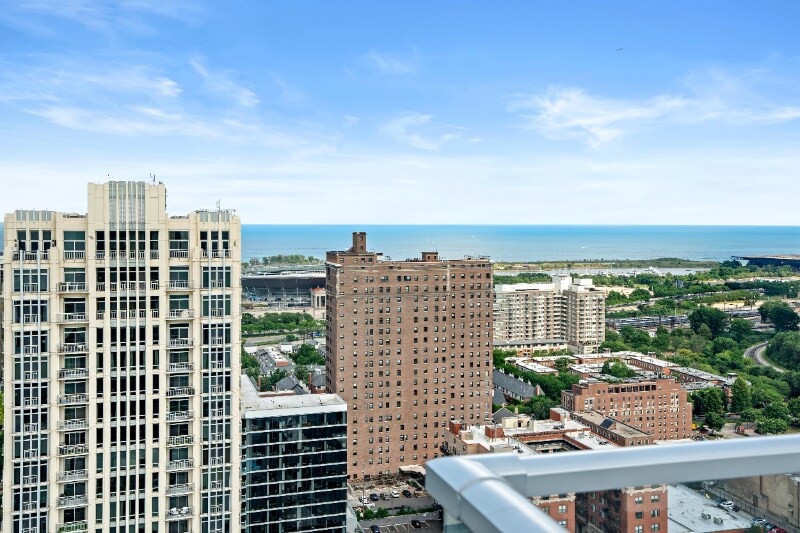 Building Photo - 1450 S Wabash Ave