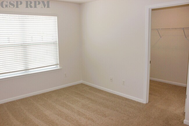 Building Photo - 1429 S Cardiff Trl
