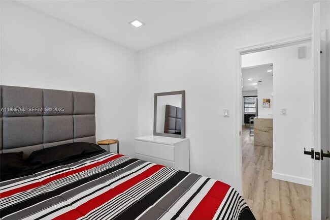 Building Photo - 1820 N 56th Ave