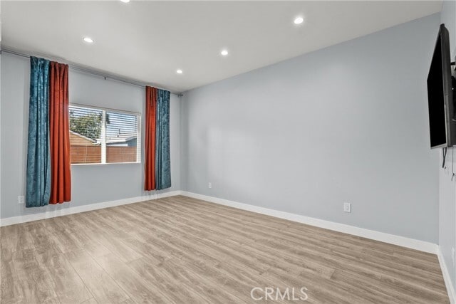 Building Photo - 7239 Kraft Ave