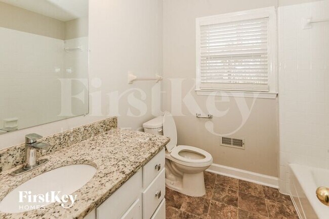 Building Photo - 6831 Van De Rohe Dr