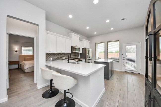 Building Photo - 4219 Colony Ln