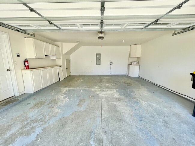 Building Photo - Series 352 Of Urban Nest Properties, LLC