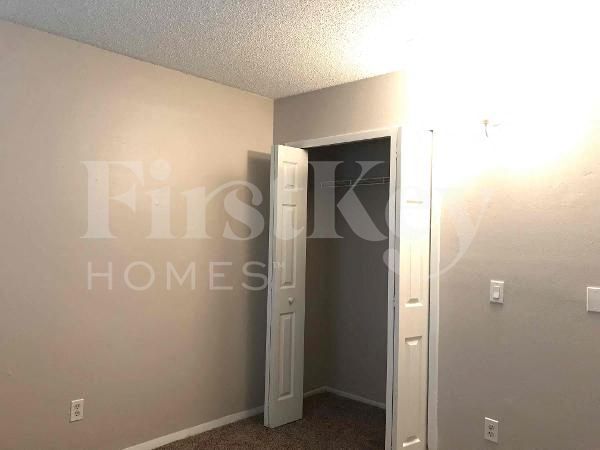 Building Photo - 7840 Anbury Ct