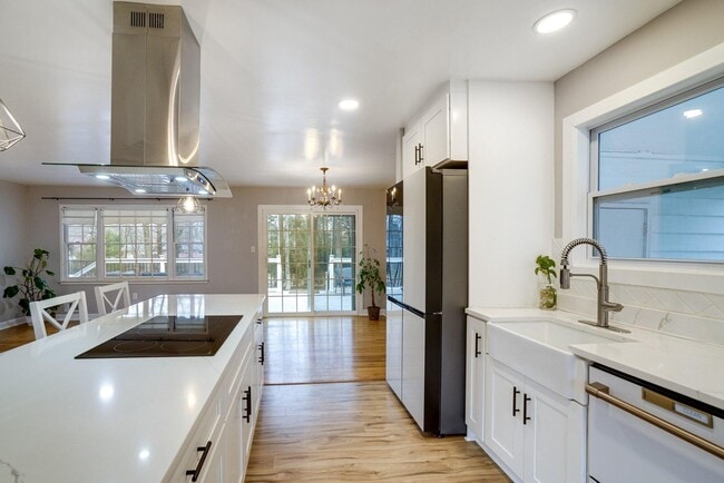 Building Photo - 8722 Falkstone Ln