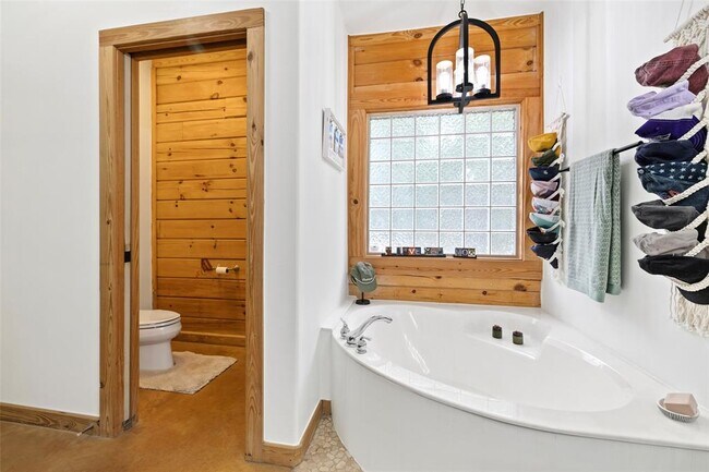 Building Photo - 9854 Weir Lp Cir