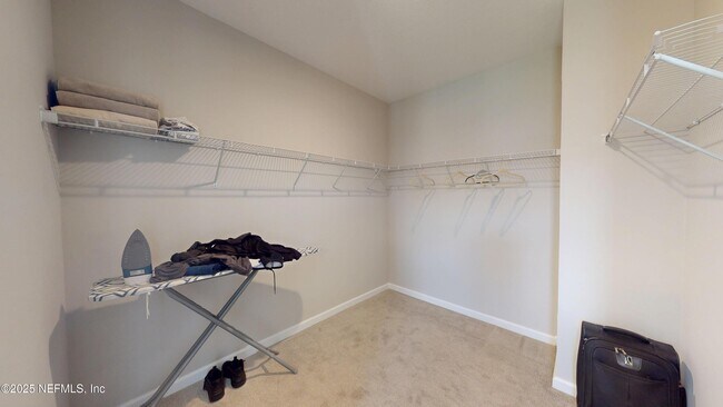 Building Photo - 335 Rum Runner Wy