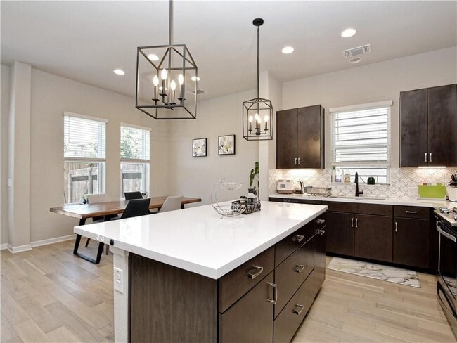 Building Photo - 13606 Cibolo Trace
