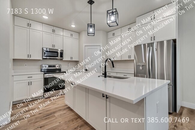 Building Photo - 7183 S 1300 W