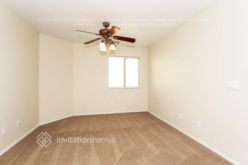 Building Photo - 27603 N 63rd Dr